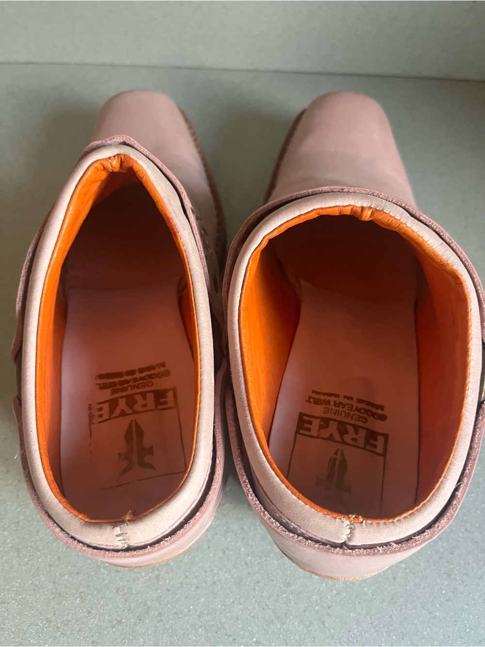 Frye Women's Blush pink Studded Ankle Booties Sz 7.5-8 - Picture 9 of 11